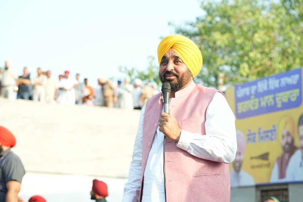ਅਕਾਲੀਆਂ ਨੇ ਸਿਆਸੀ ਲਾਭ ਲਈ ਧਰਮ ਦੀ ਦੁਰਵਰਤੋਂ ਕੀਤੀ, ਲੋਕ ਕਦੇ ਮੁਆਫ਼ ਨਹੀਂ ਕਰਨਗੇ: ਭਗਵੰਤ ਮਾਨ