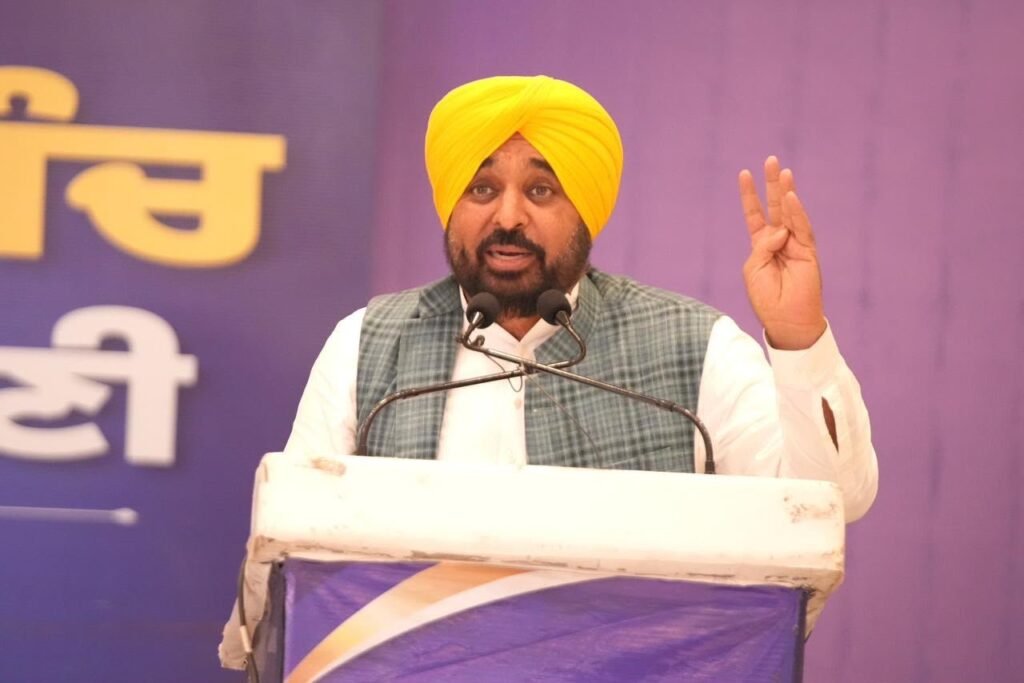 ‘ਸਰਪੰਚ ਮਿਲਣੀ’ ‘ਚ CM ਮਾਨ ਦਾ ਤੋਹਫ਼ਾ: ਸਰਪੰਚਾਂ ਦਾ ਮਾਣਭੱਤਾ 5 ਗੁਣਾ ਵਧਿਆ