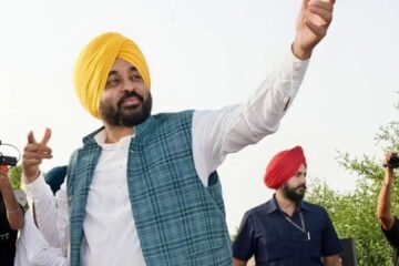 ‘ਟੂਂ-ਟੂਂ’ ਨੋਟੀਫਿਕੇਸ਼ਨ ਪੰਜਾਬ ‘ਚ ਨਵਾਂ ਸੋਸ਼ਲ ਮੀਡੀਆ ਟ੍ਰੈਂਡ ਬਣਿਆ, ਔਰਤਾਂ ਨੇ ਮੁੱਖ ਮੰਤਰੀ ਮਾਵਨ ਧਿਆਨ ਸਤਿਕਾਰ ਯੋਜਨਾ ਨੂੰ ਕੀਤਾ ਵਾਇਰਲ