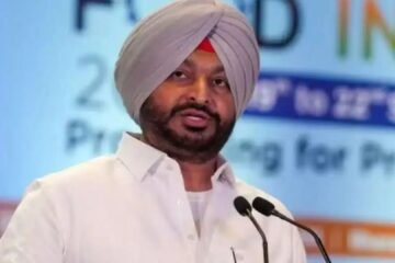 ਰਵਨੀਤ ਬਿੱਟੂ ਦਾ ਕੇਂਦਰੀ ਮੰਤਰੀ ਅਹੁਦੇ ਤੋਂ ਅਸਤੀਫ਼ਾ ਮਨਜ਼ੂਰ, ਪੰਜਾਬ ਦੀ ਰਾਜਨੀਤੀ ‘ਚ ਵੱਡੀ ਜ਼ਿੰਮੇਵਾਰੀ ਸੰਭਾਲ ਸਕਦੇ