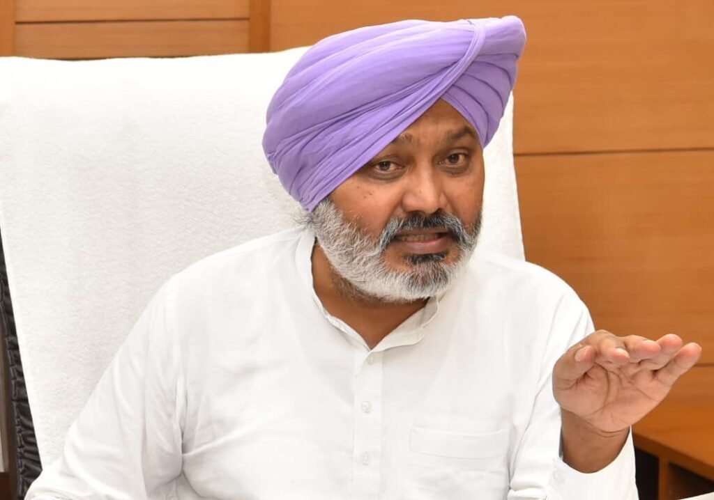 ਵਿੱਤ ਮੰਤਰੀ ਹਰਪਾਲ ਚੀਮਾ ਦਾ ਐਲਾਨ: ਸਿਹਤ ਵਿਭਾਗ ‘ਚ 619 ਅਤੇ ਉਦਯੋਗ ਵਿਭਾਗ ‘ਚ 97 ਅਸਾਮੀਆਂ ਭਰਨ ਦੀ ਮਨਜ਼ੂਰੀ