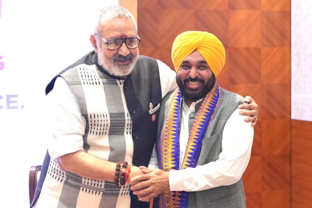 ਭਾਰਤ ਟੈਕਸ 2026: CM ਮਾਨ ਨੇ ਪੰਜਾਬ ਨੂੰ ਟੈਕਸਟਾਈਲ ਨਿਵੇਸ਼ ਲਈ ਪਹਿਲੀ ਦੱਸਿਆ ਪਸੰਦ, ਉਦਯੋਗਪਤੀਆਂ ਨੂੰ ਨਿਵੇਸ਼ ਕਰਨ ਦਾ ਦਿੱਤਾ ਸੱਦਾ