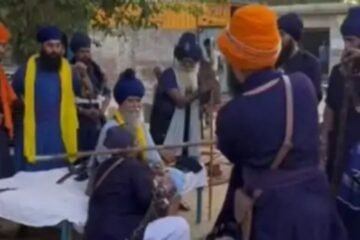 ਅਸ਼ਲੀਲ ਫੋਟੋ ਮਾਮਲੇ ‘ਚ ਨਿਹੰਗ ਨੂੰ ਸਜ਼ਾ, ਬਾਣਾ ਪਾਉਣ ‘ਤੇ ਰੋਕ, ਸੋਸ਼ਲ ਮੀਡੀਆ ਪੋਸਟ ਤੋਂ ਸ਼ੁਰੂ ਹੋਇਆ ਵਿਵਾਦ ਪਹੁੰਚਿਆ ਧਾਰਮਿਕ ਕਾਰਵਾਈ ਤੱਕ