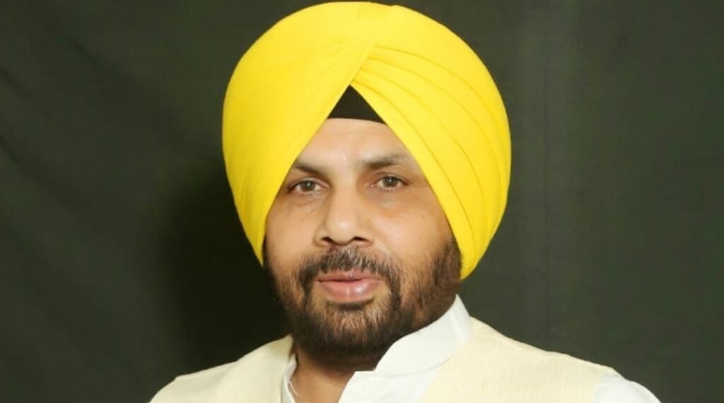 ਹਰਸਿਮਰਤ ਕੌਰ ਬਾਦਲ ਅਤੇ ਬਿਕਰਮ ਮਜੀਠੀਆ ਵੱਲੋਂ ਸਾਂਝੀ ਕੀਤੀ ਗਈ ਵੀਡੀਓ ਨੂੰ ਮੰਤਰੀ ਹਰਭਜਨ ਨੇ ਦੱਸਿਆ ਭਰਮਾਊ ਪ੍ਰਚਾਰ