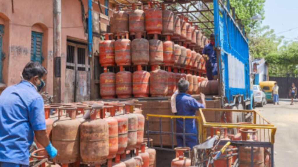 LPG ਸਪਲਾਈ ਨੂੰ ਵਿਸ਼ਵਵਿਆਪੀ ਸੰਕਟ ਤੋਂ ਬਚਾਉਣ ਲਈ, ਸਰਕਾਰ ਨੇ 21 ਕੰਪਨੀਆਂ ਲਈ ਉਤਪਾਦਨ ਦੇ ਟੀਚੇ ਕੀਤੇ ਨਿਰਧਾਰਤ