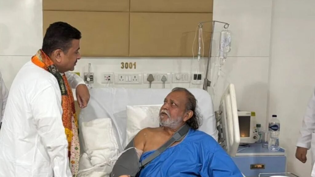 ਮਿਥੁਨ ਚੱਕਰਵਰਤੀ ਹੱਥ ਦੀ ਸਰਜਰੀ ਤੋਂ ਬਾਅਦ ਹਸਪਤਾਲ ‘ਚ ਭਰਤੀ, ਜਲਦੀ ਹੀ ਛੁੱਟੀ ਮਿਲ ਸਕਦੀ