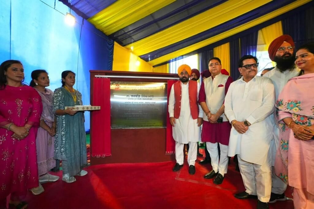 ਬੁੱਢੇ ਨਾਲੇ ਦੀ ਜਲਦ ਹੋਵੇਗੀ ਸਫ਼ਾਈ, ਮੁੱਖ ਮੰਤਰੀ ਭਗਵੰਤ ਸਿੰਘ ਮਾਨ ਨੇ ਲੁਧਿਆਣਾ ਦੇ ਹੈਬੋਵਾਲ ਵਿੱਚ ਕੰਪਰੈੱਸਡ ਬਾਇਓਗੈਸ ਪਲਾਂਟ ਦਾ ਰੱਖਿਆ ਨੀਂਹ ਪੱਥਰ