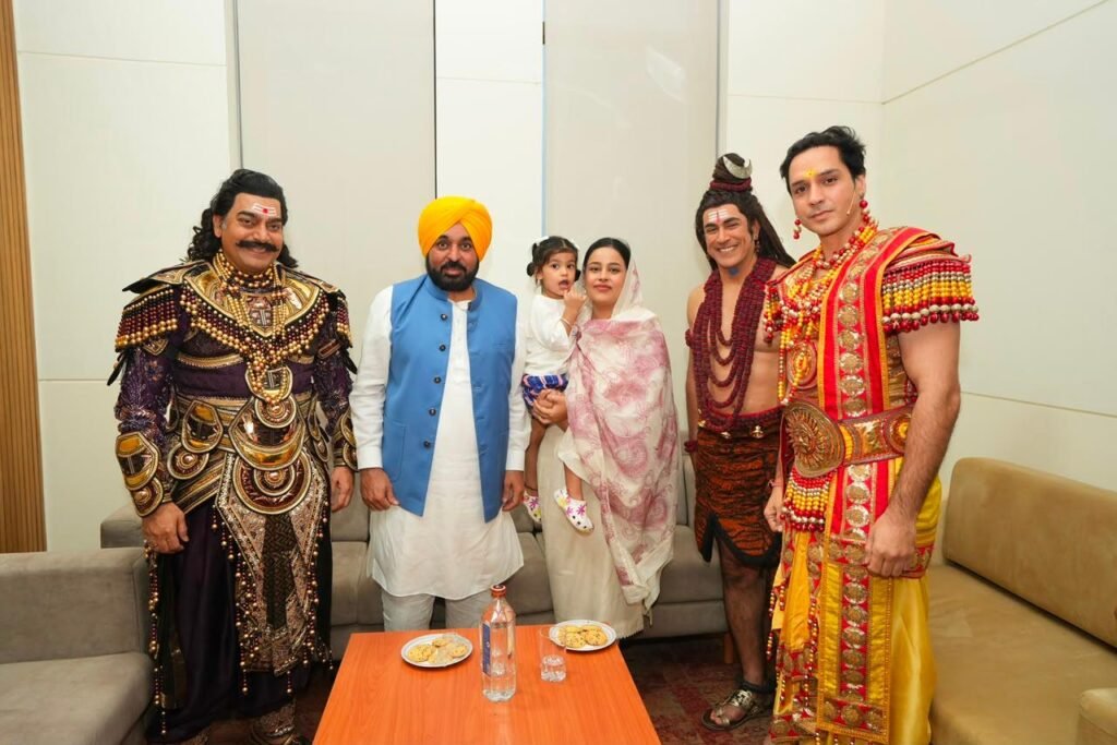 ਮੋਹਾਲੀ ਤੋਂ ਸ਼ੁਰੂ ਹੋਈ ‘ਹਮਾਰੇ ਰਾਮ’ ਦੀ ਸੱਭਿਆਚਾਰਕ ਯਾਤਰਾ, ਪੰਜਾਬ ਦੇ 12 ਸ਼ਹਿਰਾਂ ‘ਚ ਹੋਣਗੇ 41 ਮੁਫ਼ਤ ਸ਼ੋਅ