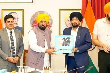 ਮੁੱਖ ਮੰਤਰੀ ਮਾਨ ਨੇ CII ਨਾਲ ਮਿਲ ਕੇ ਫ਼ਸਲੀ ਰਹਿੰਦ-ਖੂੰਹਦ ਤੇ ਉਦਯੋਗਿਕ ਵਿਕਾਸ ਲਈ ਕੰਮ ਕਰਨ ਦਾ ਦਿੱਤਾ ਸੱਦਾ