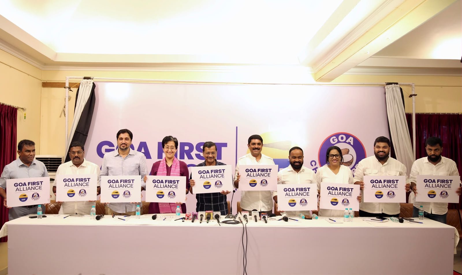 ਗੋਆ ‘ਚ AAP-GFP ਦਾ ‘ਗੋਆ ਫਰਸਟ’ ਅਲਾਇੰਸ, ਕੇਜਰੀਵਾਲ ਨੇ ਭਾਜਪਾ-ਕਾਂਗਰਸ ‘ਤੇ ਸਾਧਿਆ ਨਿਸ਼ਾਨਾ