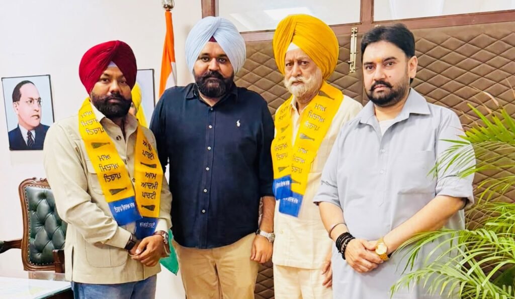 ਅਕਾਲੀ ਦਲ ਨੂੰ ਵੱਡਾ ਝਟਕਾ, ਤਿੰਨ ਵਾਰ ਦੇ MLA ਰਣਜੀਤ ਸਿੰਘ ਛੱਜਲਵੱਡੀ ‘ਆਪ’ ‘ਚ ਸ਼ਾਮਲ
