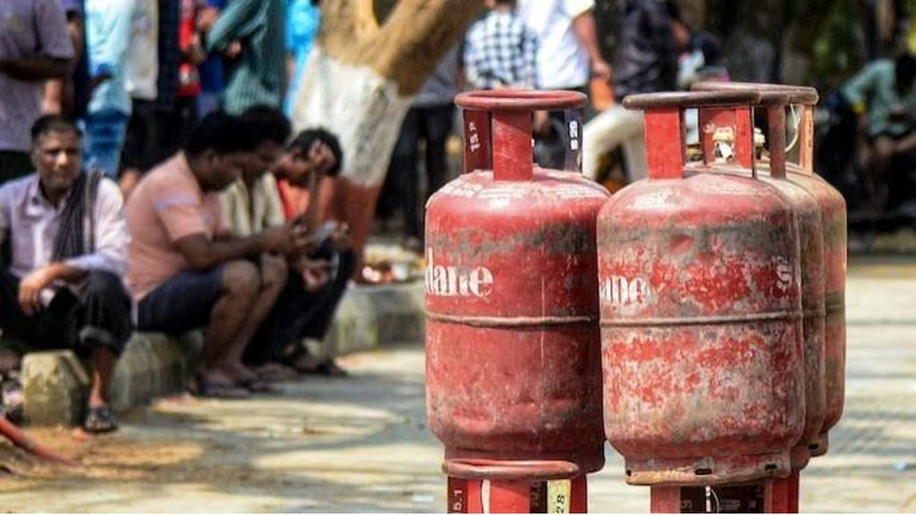5 ਕਿਲੋਗ੍ਰਾਮ ਦਾ LPG ਸਿਲੰਡਰ ਸਥਾਨਕ ਪਤੇ ਦੇ ਸਬੂਤ ਤੋਂ ਬਿਨਾਂ ਮਿਲੇਗਾ, ਵਾਪਸ ਕਰਨ ‘ਤੇ ₹500 ਦਿੱਤੇ ਜਾਣਗੇ!