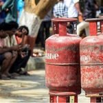 5 ਕਿਲੋਗ੍ਰਾਮ ਦਾ LPG ਸਿਲੰਡਰ ਸਥਾਨਕ ਪਤੇ ਦੇ ਸਬੂਤ ਤੋਂ ਬਿਨਾਂ ਮਿਲੇਗਾ, ਵਾਪਸ ਕਰਨ ‘ਤੇ ₹500 ਦਿੱਤੇ ਜਾਣਗੇ!