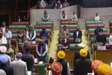ਪੰਜਾਬ ਵਿਧਾਨ ਸਭਾ ਦੇ ਆਖ਼ਰੀ ਦਿਨ ਹੰਗਾਮਾ, ਪਾਣੀਆਂ ਦੇ ਹੱਕਾਂ ਬਾਰੇ ਪੰਜ ਮਤੇ ਪੇਸ਼; ਕਾਂਗਰਸ ਦਾ ਪ੍ਰਦਰਸ਼ਨ