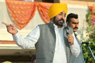 1 ਨਵੰਬਰ ਨੂੰ ਔਰਤਾਂ ਦੇ ਮੋਬਾਈਲਾਂ ਤੇ ਫਿਰ ਹੋਵੇਗੀ ‘ਟੂੰ-ਟੂੰ’: ਮੁੱਖ ਮੰਤਰੀ ਭਗਵੰਤ ਸਿੰਘ ਮਾਨ