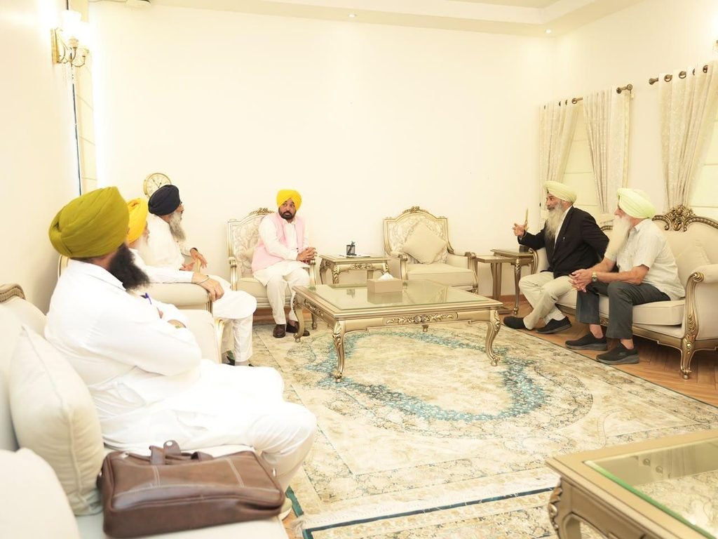 ਬੰਦੀ ਸਿੰਘਾਂ ਦੀ ਰਿਹਾਈ ਨੂੰ ਲੈ ਕੇ CM ਮਾਨ ਦਾ ਵੱਡਾ ਭਰੋਸਾ, ਕਾਨੂੰਨੀ ਕਦਮ ਚੁੱਕੇਗੀ ਪੰਜਾਬ ਸਰਕਾਰ