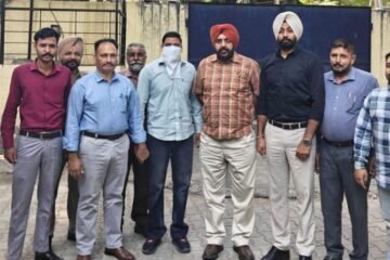 ਵਿਜੀਲੈਂਸ ਬਿਊਰੋ ਵੱਲੋਂ 25,000 ਰੁਪਏ ਰਿਸ਼ਵਤ ਲੈਂਦਾ ਨਗਰ ਨਿਗਮ ਦਾ ਇੰਸਪੈਕਟਰ ਰੰਗੇ ਹੱਥੀਂ ਕਾਬੂ